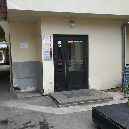 City Center Rent With Free Parking N44 *